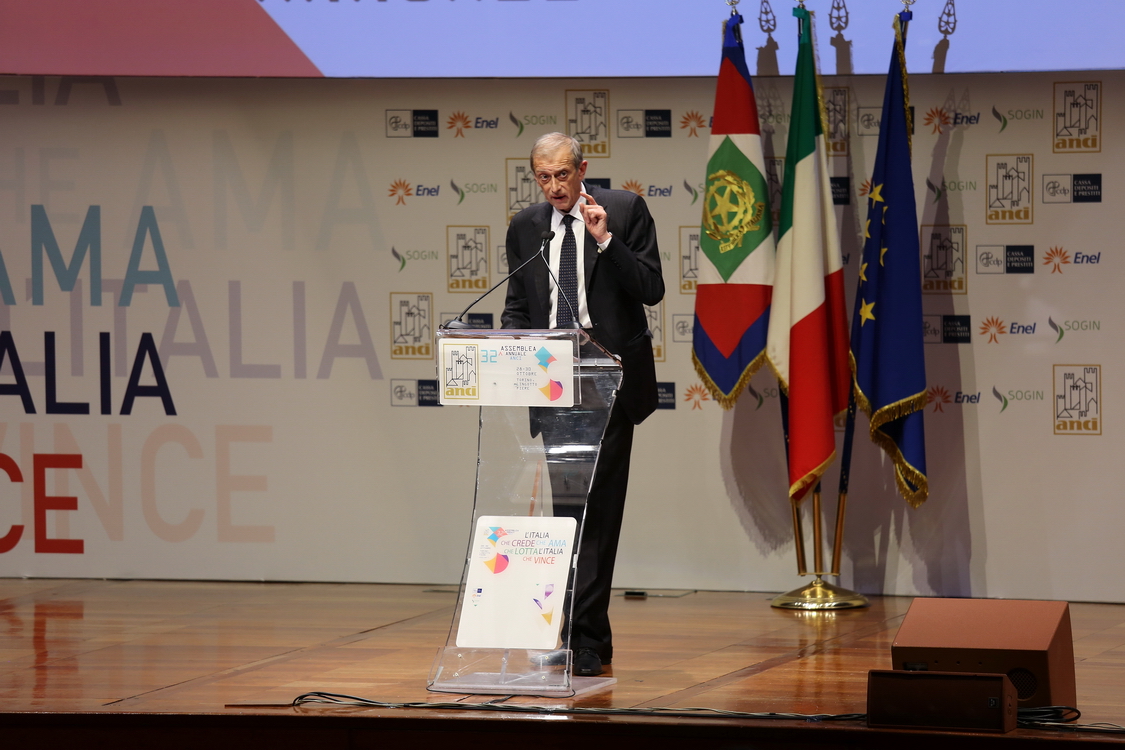 ANCI2015_106.JPG - Piero Fassino (Sindaco di Torino, Presidente ANCI)  Conclude la 32.ma Assemblea Nazionale ANCI a Torino Lingotto Fiere