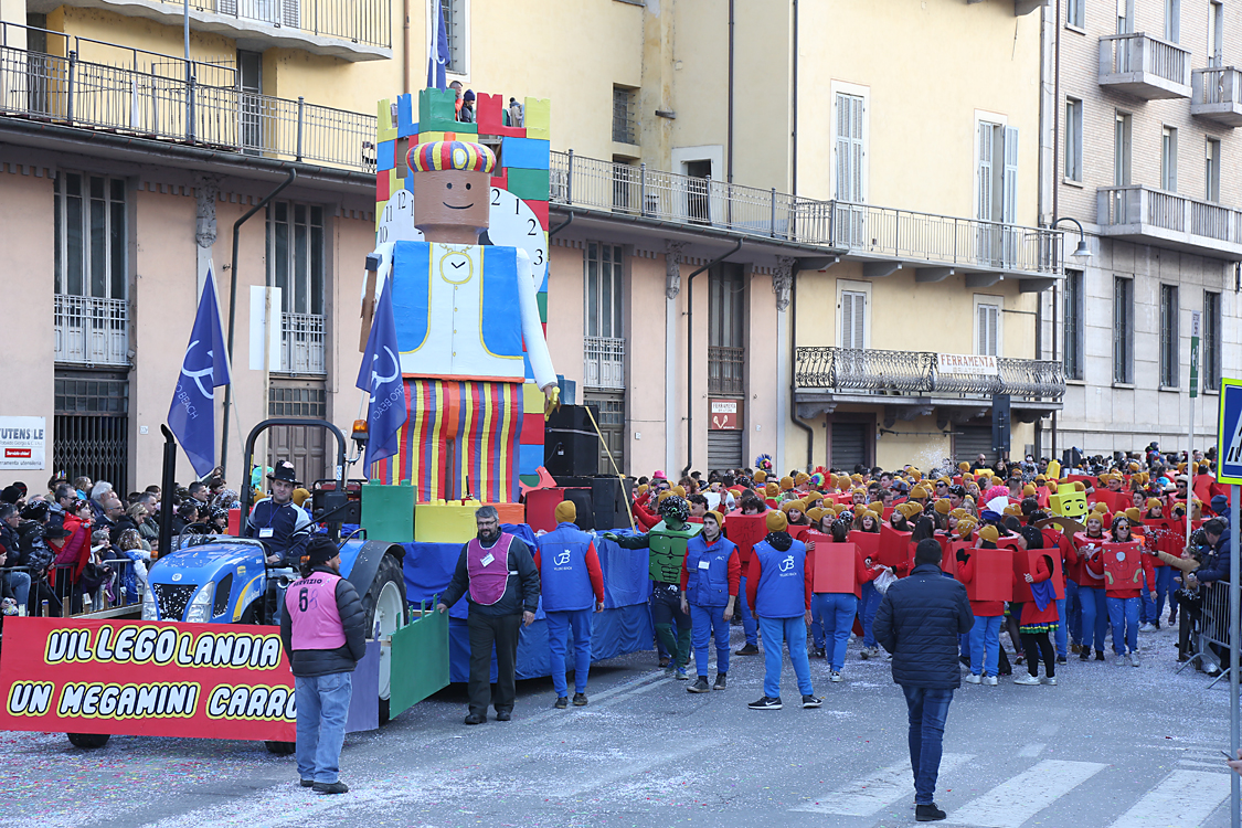 CarnevaleMondovì_300.jpg
