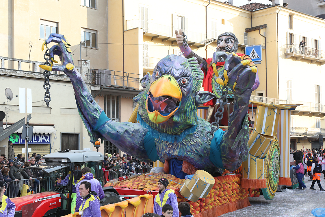 CarnevaleMondovì_440.jpg