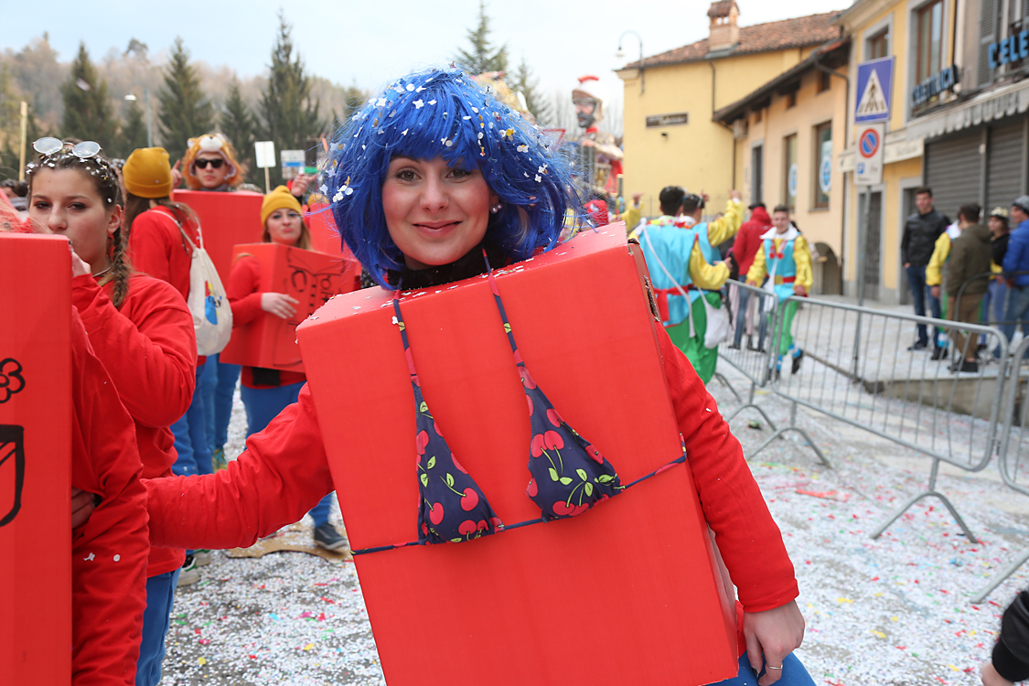 CarnevaleMondovì_646.jpg