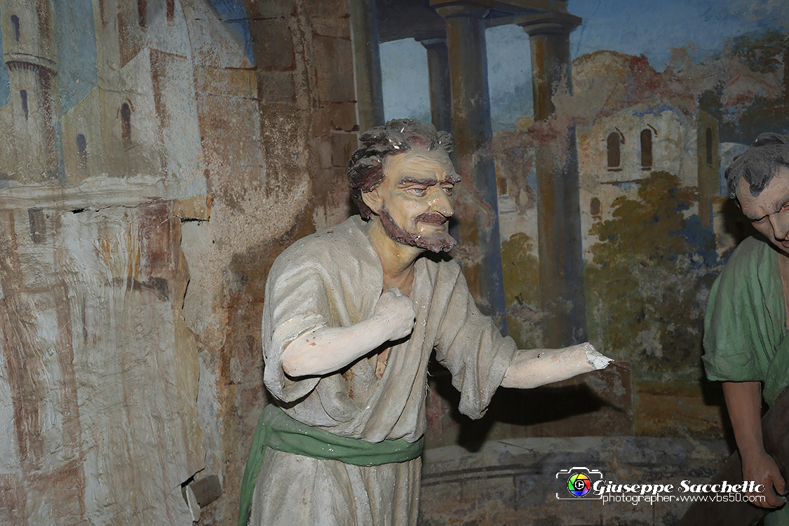 VBS_7073.JPG - Cappella 2  Gesù condannato a morte  Risale al secondo decennio del XVIII secolo. 