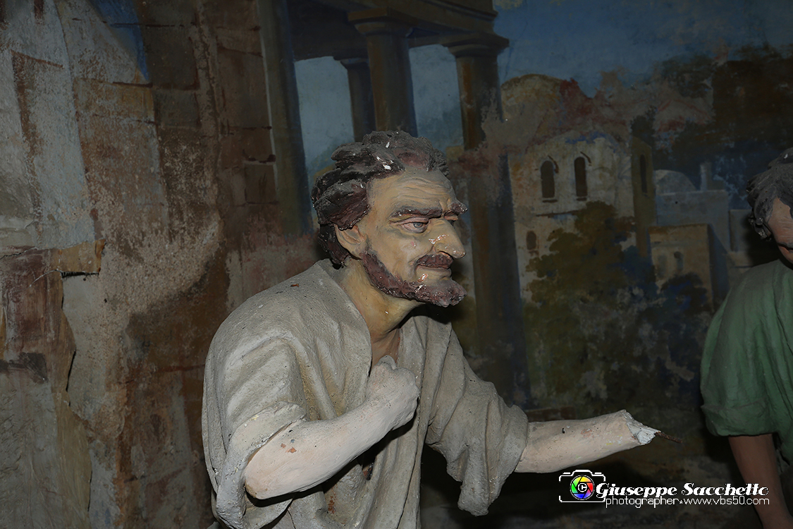 VBS_7078.JPG - Cappella 2  Gesù condannato a morte  Risale al secondo decennio del XVIII secolo. 