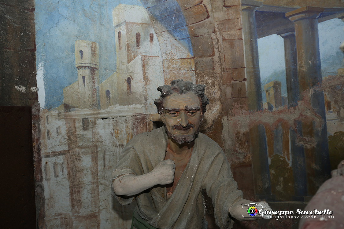 VBS_7086.JPG - Cappella 2  Gesù condannato a morte  Risale al secondo decennio del XVIII secolo. 