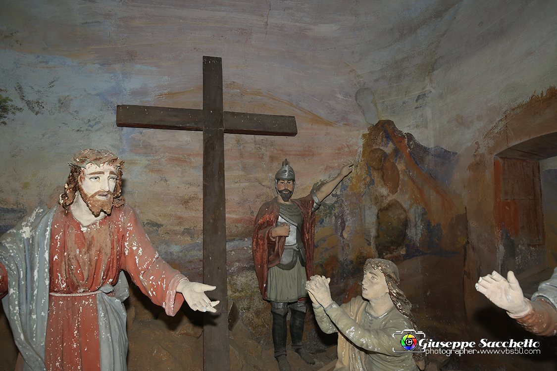 VBS_7147.JPG - Cappella 4   Incontro con Maria  L' edificio fu costruito nel 1713.