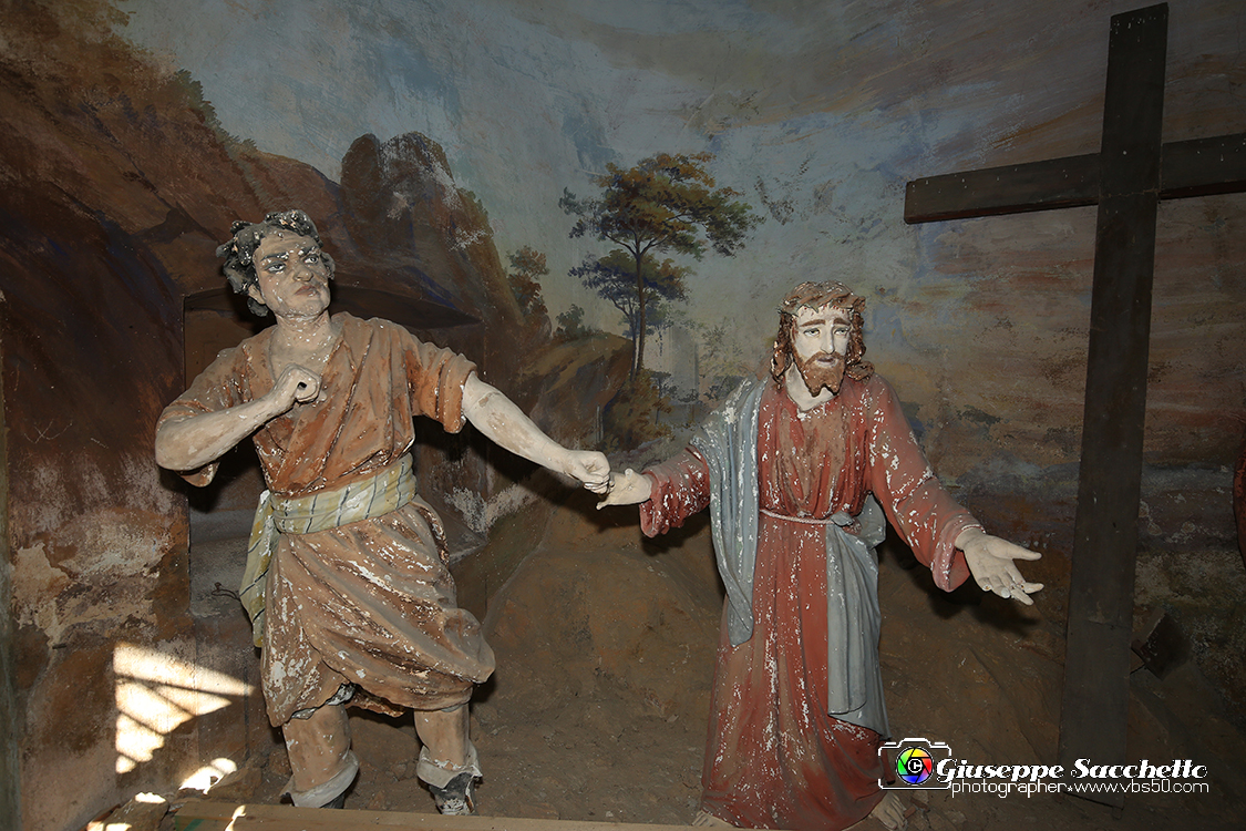 VBS_7153.JPG - Cappella 4   Incontro con Maria  L' edificio fu costruito nel 1713.