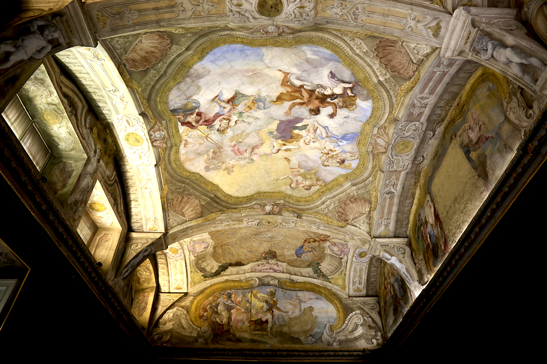 VoltatiGuardaAscolta_001.jpg