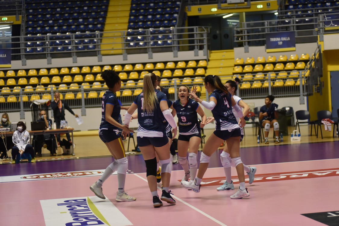 MAS_3300.jpg