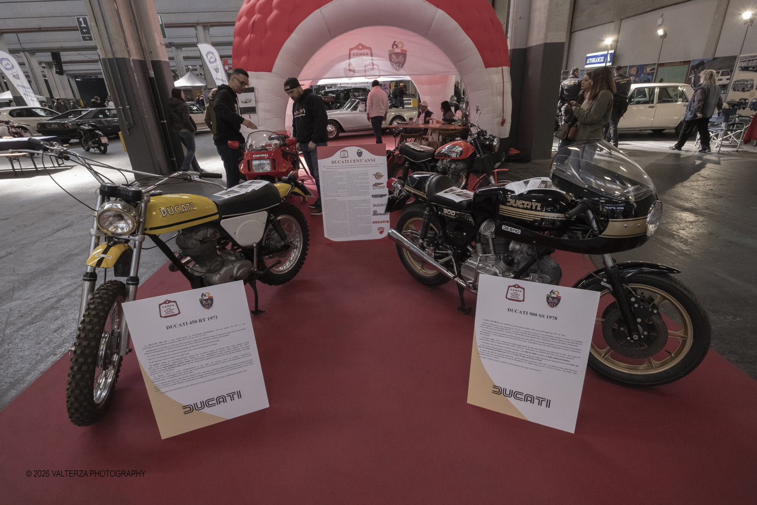 _DSF7058.jpg - 27/03/2026/. Torino.  Ad AMTS , Auto Moto Turin Show, lo spettacolo Ã¨ protagonista per tutto il weekend! 3 arene indoor e 2 piste outdoor dedicate agli show. Spettacoli di freestyle, drifting e stunt con piloti e rider professionisti. Nella foto stand di moto storiche Ducati che ricorda i 100 anni del Brand