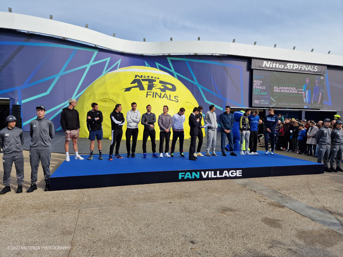 20221112_112250.jpg - 12/1/2022. Torino.  Le 8 coppie dei campioni del doppio hanno inaugurato questa mattina il Fan Village delle Nitto Atp Finals di Torino presenti le istituzioni dello sport , Il presidente dell'ATP Andrea Gaudenzi,  Isidoro Alvisi vicepresidente Fit l'Assessore allo sport regione Piemonte  Ricca Fabrizio ed il sindaco della cittÃ  Lo Russo. I giocatori del doppio vengono chiamati a coppie sul palco per l'intervista ed il saluto al pubblico presente