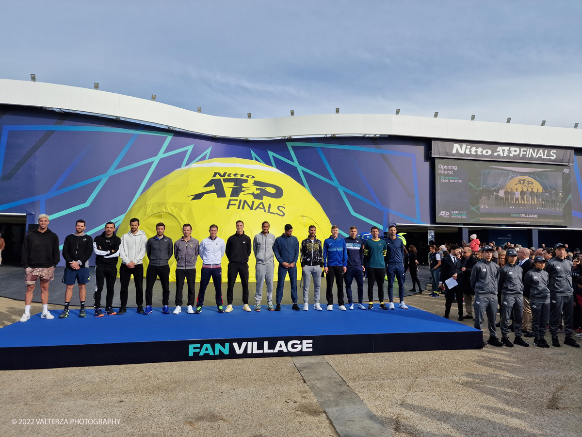 20221112_112716.jpg - 12/1/2022. Torino.  Le 8 coppie dei campioni del doppio hanno inaugurato questa mattina il Fan Village delle Nitto Atp Finals di Torino presenti le istituzioni dello sport , Il presidente dell'ATP Andrea Gaudenzi,  Isidoro Alvisi vicepresidente Fit l'Assessore allo sport regione Piemonte  Ricca Fabrizio ed il sindaco della cittÃ  Lo Russo. I giocatori del doppio vengono chiamati a coppie sul palco per l'intervista ed il saluto al pubblico presente