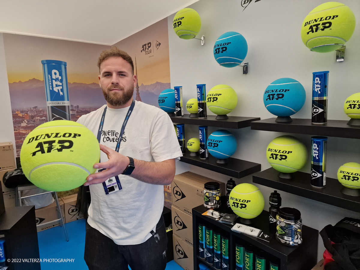 20221112_114442.jpg - 12/1/2022. Torino.  Le 8 coppie dei campioni del doppio hanno inaugurato questa mattina il Fan Village delle Nitto Atp Finals di Torino presenti le istituzioni dello sport , Il presidente dell'ATP Andrea Gaudenzi,  Isidoro Alvisi vicepresidente Fit l'Assessore allo sport regione Piemonte  Ricca Fabrizio ed il sindaco della cittÃ  Lo Russo. Gli interni del Fan Village