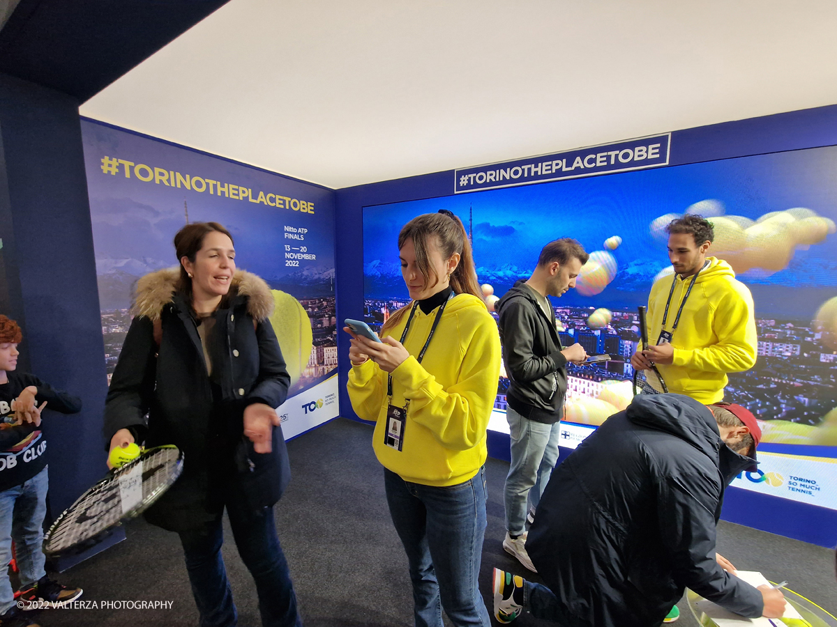 20221112_115000.jpg - 12/1/2022. Torino.  Le 8 coppie dei campioni del doppio hanno inaugurato questa mattina il Fan Village delle Nitto Atp Finals di Torino presenti le istituzioni dello sport , Il presidente dell'ATP Andrea Gaudenzi,  Isidoro Alvisi vicepresidente Fit l'Assessore allo sport regione Piemonte  Ricca Fabrizio ed il sindaco della cittÃ  Lo Russo. Gli interni del Fan Village