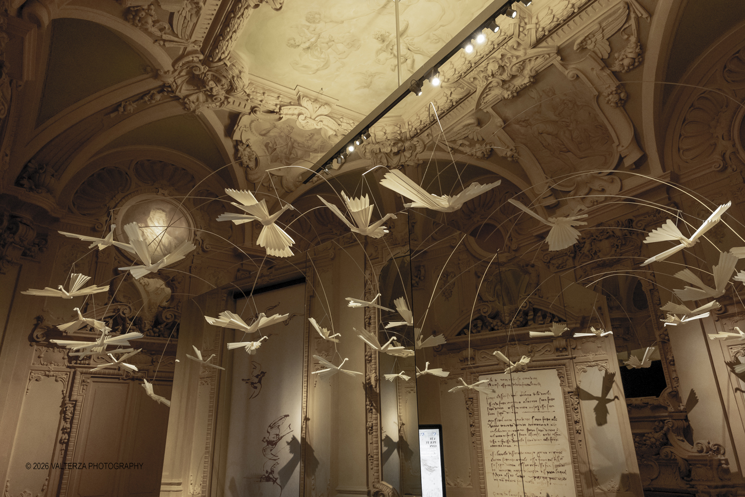 _DSF3913.jpg - Dal 20 marzo al 28 giugno 2026, lo Spazio Leonardo, al primo piano della Galleria Sabauda dei Musei Reali di Torino, accoglie il nuovo capitolo di A tu per tu con Leonardo. Questâ€™anno, lâ€™atteso appuntamento con il genio di Leonardo, , Ã¨ dedicato al disegno autografo Tre vedute di testa virile con barba. Nella foto lo spazio Leonardo al primo piano della Galleria Sabauda