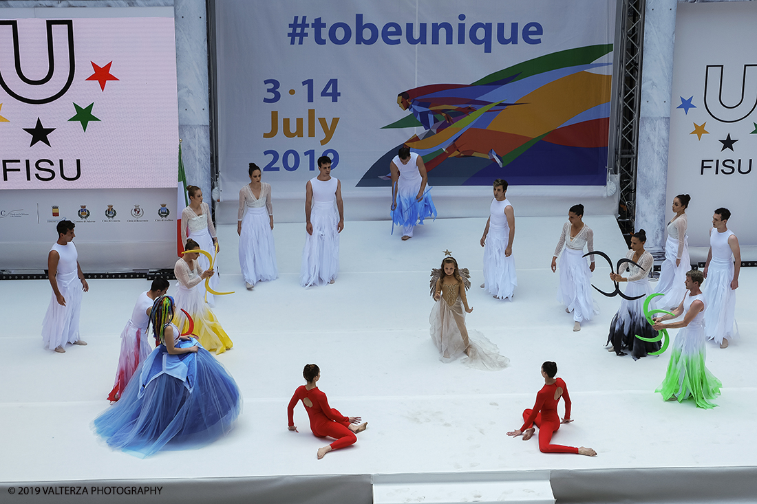 _DSF6151.jpg - 4/06/2019.Torino, Cerimonia di accensione della fiaccola del sapere della 30esima Universiade Estiva Napoli 2019. Nella foto coreografia della cerimonia di presentazione del progetto