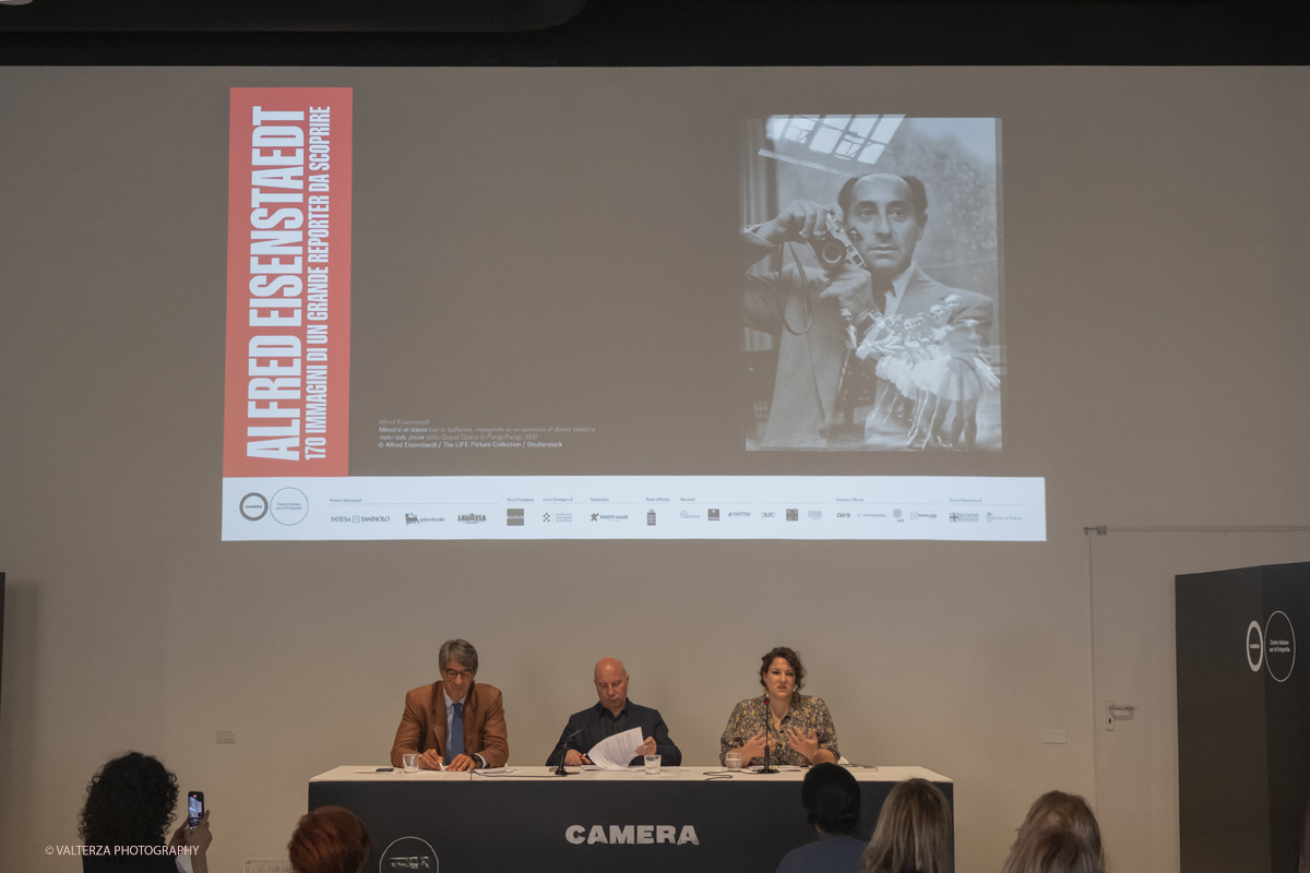 DSCF0113.jpg - 12-06-2025. Turin . Camera . Alfred Eisenstaedt installation. The picture , The presentation of the exhibition with the speakers, General Secretary Carlo Spinelli, Artistic Director Walter Guadagnini, Curator Monica Poggi