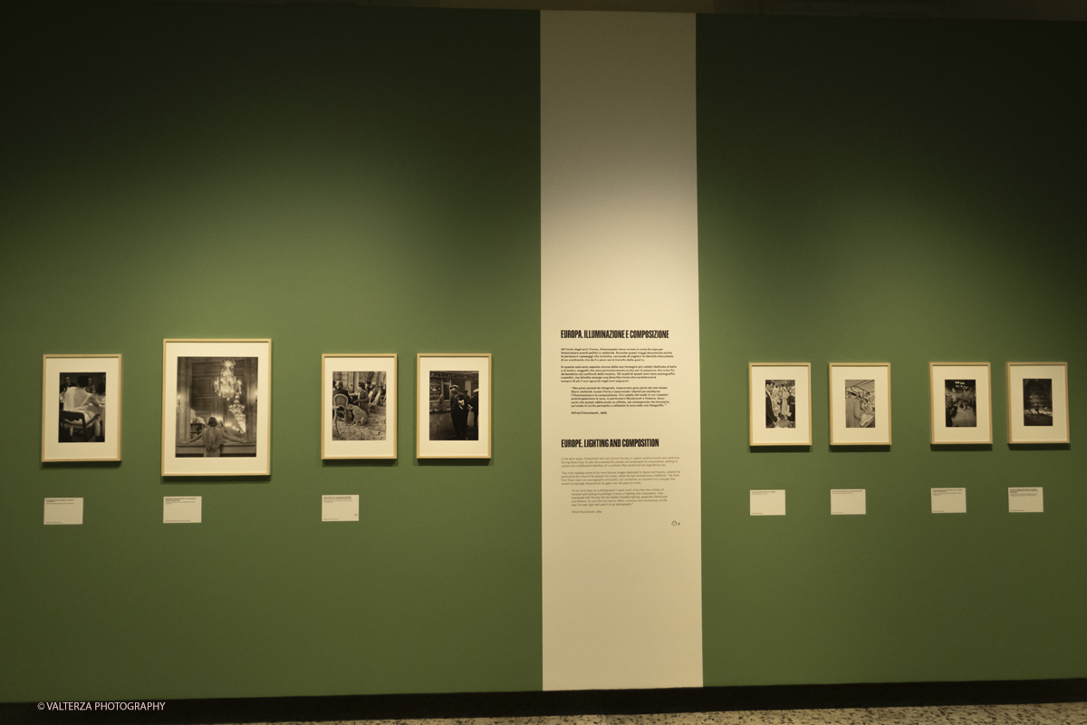 _DSF8457.jpg - 12-06-2025. Turin . Camera . Alfred Eisenstaedt installation. The picture , a part of the installation