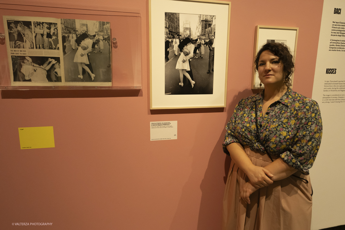_DSF8667.jpg - 12-06-2025. Turin . Camera . Alfred Eisenstaedt installation. The picture ,  portrait of Monica Poggi the curator of the installation