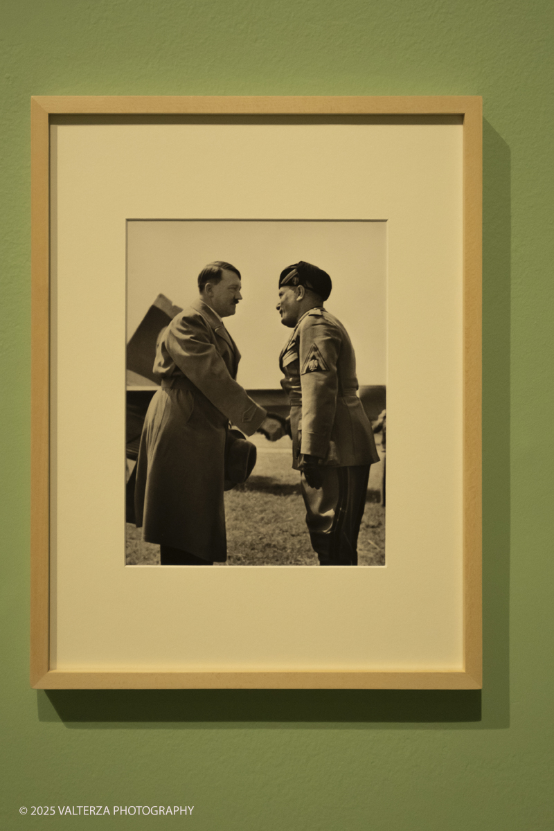 _DSF8684.jpg - 12-06-2025. Turin . Camera . Alfred Eisenstaedt installation. The picture , Adolf Hitler and Benito Mussolini meet each other for the first time Venice Italy June 1934