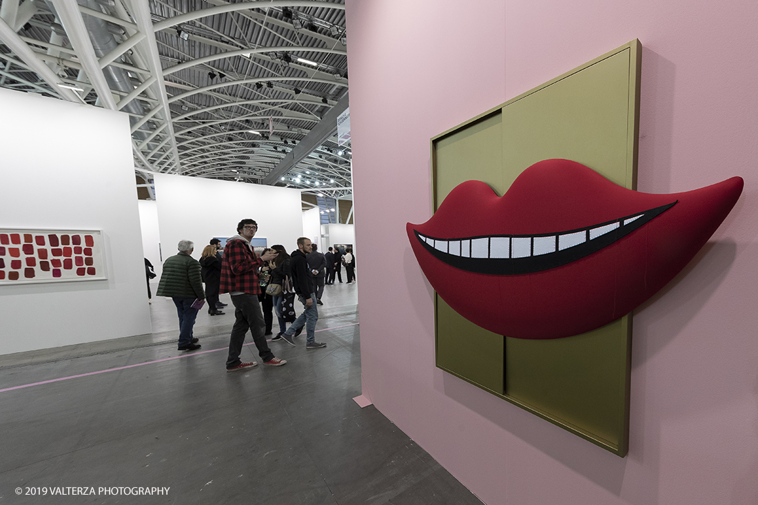 _G3I8468.jpg - 31/10/2019.Torino. Torna Artissima, la piÃ¹ grande fiera d'arte contemporanea d'Italia. Concept di questa edizione e' il binomio desiderio/censura. Nella foto, gli spazi espositivi della mostra all' Oval