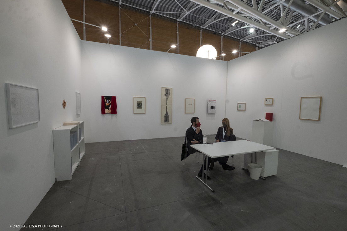 _DSF7819.jpg - 04/11/2021. Torino. Artissima 2021  Ã© la 28esima edizione della famosa fiera dâ€™arte contemporanea.  Lâ€™unica fiera in Italia esclusivamente dedicata allâ€™arte contemporanea: Nella foto la galleria Treccani Arte Roma