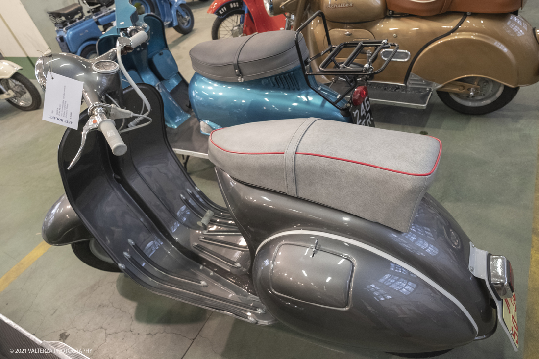 _DSF9319.jpg - 19/04/2021.Torino. Vjatka PX50-90; 1957. Clone russo della Vespa frutto di un caso di spionaggio industriale sovietico ai danni della Piaggio