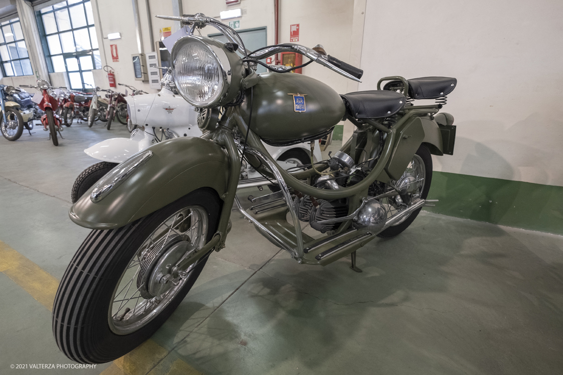 _DSF9389.jpg - 19/04/2021.Torino. Aermacchi bicilindrica A 250 cc; 1953. Lâ€™Aermacchi 250 bicilindrica nasce nel 1952 ad opera del famoso progettista Lino Tonti