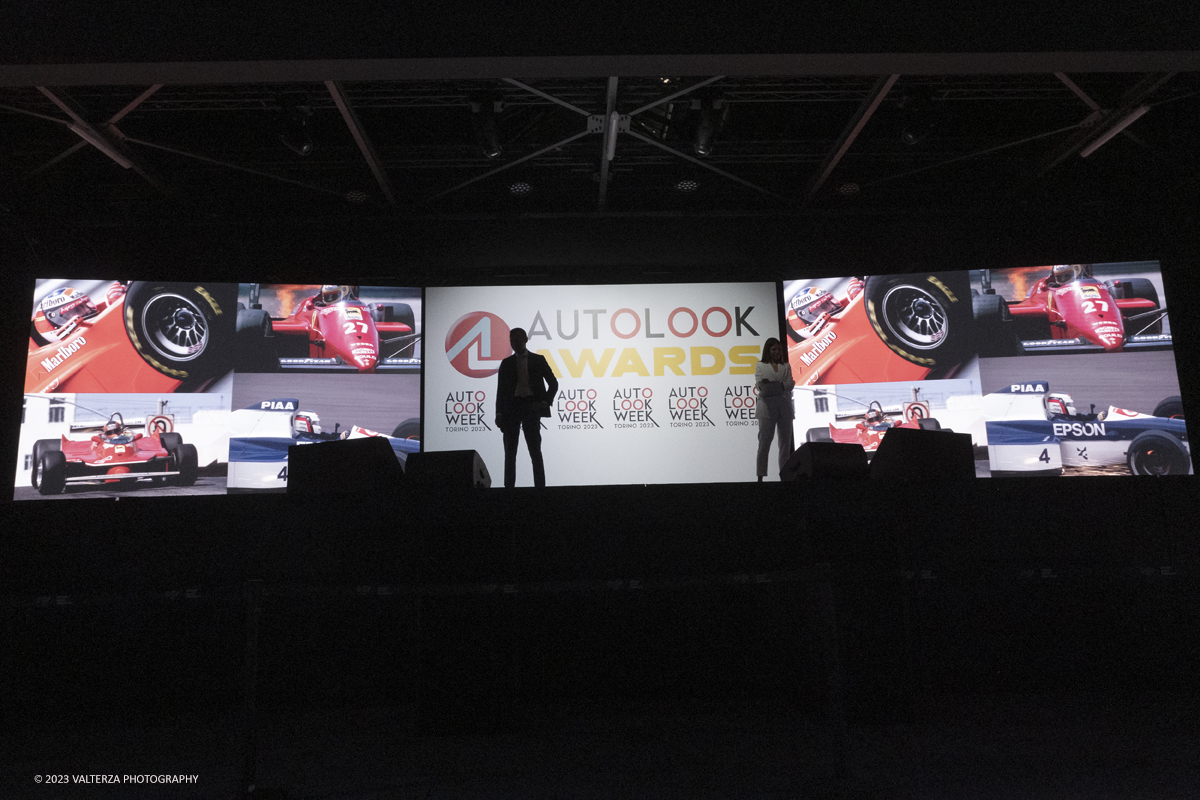 _DSF4057.jpg - 04/09/20223. Torino. Si sono tenuti presso le OGR gli Autolook Awards, le premiazioni dedicate al mondo del motorsport. Nella foto mmagini di introduzione al premio Photography conferito ad Ercole Colombo ed a  Roberto Picccinini Ag. Actualfoto