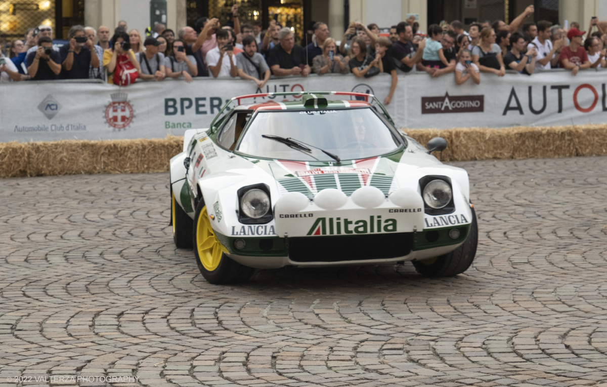 DSCF4905.jpg - 07/09/2022. Torino. Autolook Week Torino  Autolook Week Torino sarÃ  una rassegna dinamica che che dal 7 allâ€™11 settembre accompagna i visitatori tra le emozioni del motorsport, tra quei modelli che ne hanno scritto la storia e che sono entrati di diritto nei ricordi e nellâ€™immaginario degli appassionati. Nella foto parte dei mezzi sportivi presenti all'evento si sono esibiti in un minicircuito tra piazza Castello e piazza San Carlo