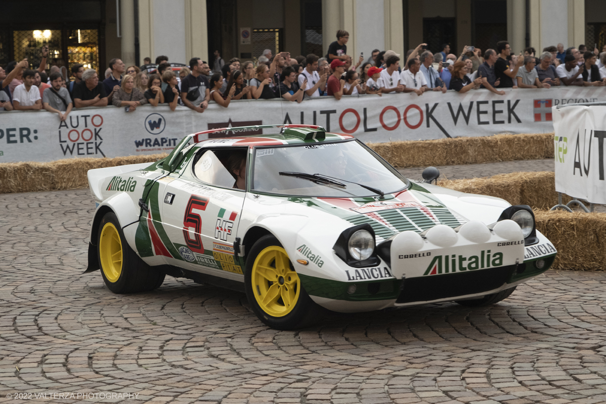 DSCF5092.jpg - 07/09/2022. Torino. Autolook Week Torino  Autolook Week Torino sarÃ  una rassegna dinamica che che dal 7 allâ€™11 settembre accompagna i visitatori tra le emozioni del motorsport, tra quei modelli che ne hanno scritto la storia e che sono entrati di diritto nei ricordi e nellâ€™immaginario degli appassionati. Nella foto parte dei mezzi sportivi presenti all'evento si sono esibiti in un minicircuito tra piazza Castello e piazza San Carlo