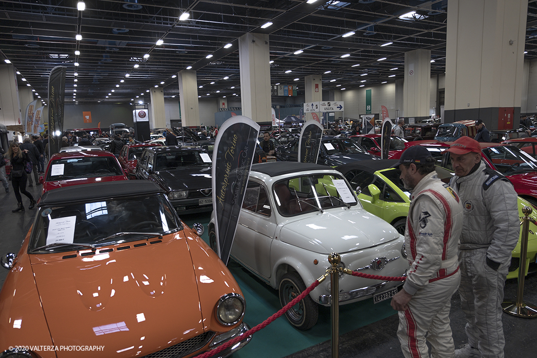 _DSF2823.jpg - 202/02/2020. Torino Lingotto Fiere. Il grande evento per gli appassionati di motori si Ã¨ chiuso domenica 2 febbraio con oltre 73.000 visitatori accorsi al Lingotto Fiere e allâ€™Oval di Torino, che nei quattro giorni hanno ospitato piÃ¹ di 1.200 espositori e circa 3.300 vetture tra instant-classic Anni â€™90, lussuose berline tedesche, affascinanti spider due posti, inarrestabili 4x4 e ancora, leggerissime moto da trial spagnole, iconiche Delta con livrea Martini Racing e sfrontate vetture da rally. Nella foto il Padiglione n. 3 dedicato alla esposizione di auto messe in vendita da privaiti.