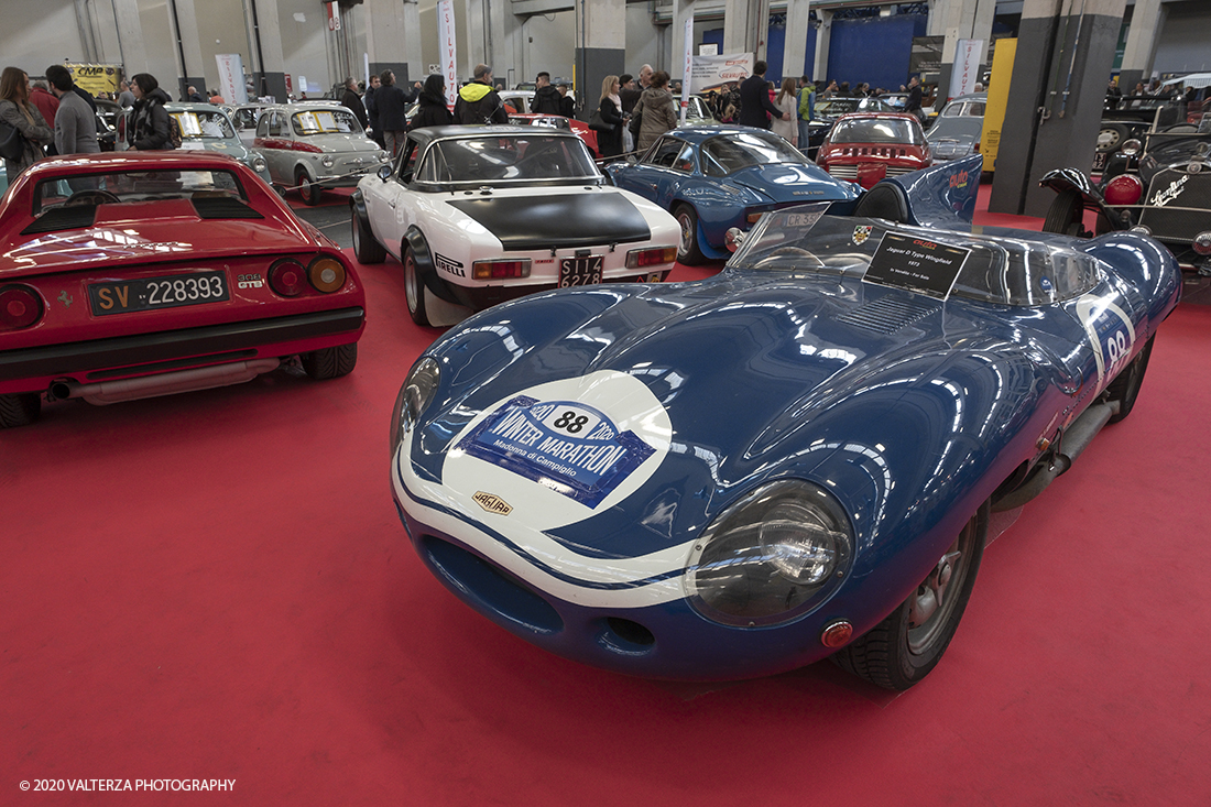 _DSF2886.jpg - 202/02/2020. Torino Lingotto Fiere. Il grande evento per gli appassionati di motori si Ã¨ chiuso domenica 2 febbraio con oltre 73.000 visitatori accorsi al Lingotto Fiere e allâ€™Oval di Torino, che nei quattro giorni hanno ospitato piÃ¹ di 1.200 espositori e circa 3.300 vetture tra instant-classic Anni â€™90, lussuose berline tedesche, affascinanti spider due posti, inarrestabili 4x4 e ancora, leggerissime moto da trial spagnole, iconiche Delta con livrea Martini Racing e sfrontate vetture da rally. Nella foto lo stand di Auto d'Epoca.