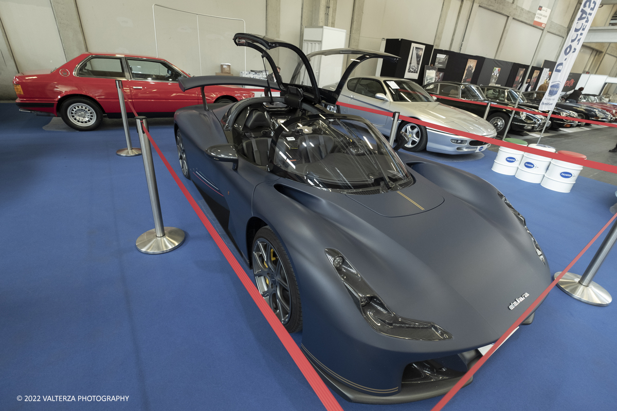 _DSF5072.jpg - 28/04/2022. Torino. Ritorna AutomotoretrÃ² e Automotoracing la doppia rassegna dedicata alle auto storiche, sportive, elaborate e da competizione. Nella foto lo stand della Italmotor con una Dallara Stradale