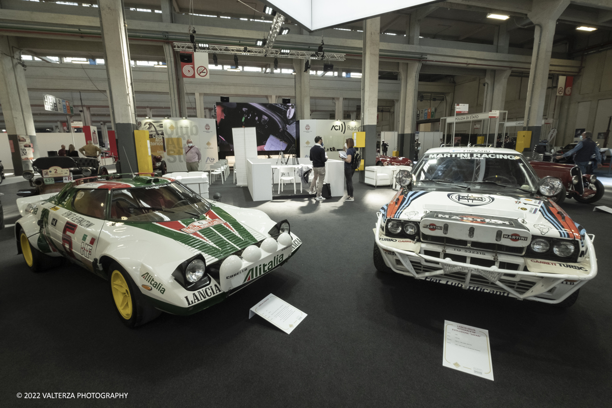 _DSF5127.jpg - 28/04/2022. Torino. Ritorna AutomotoretrÃ² e Automotoracing la doppia rassegna dedicata alle auto storiche, sportive, elaborate e da competizione. Nella foto Lancia Delta Integrale HF e Lancia Stratos allo stand Stellantis Heritage