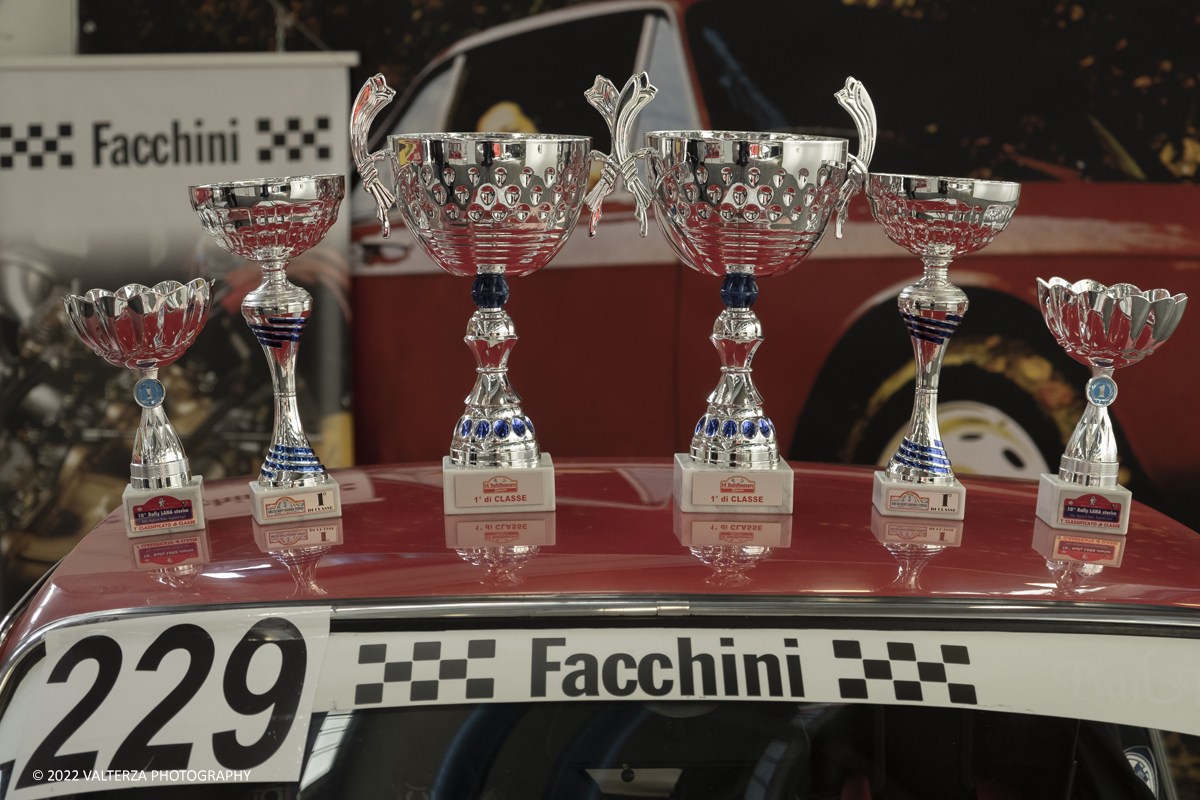 _DSF8279.jpg - 28/04/2022. Torino. Ritorna AutomotoretrÃ² e Automotoracing la doppia rassegna dedicata alle auto storiche, sportive, elaborate e da competizione. Nella foto collezione di trofei Facchini