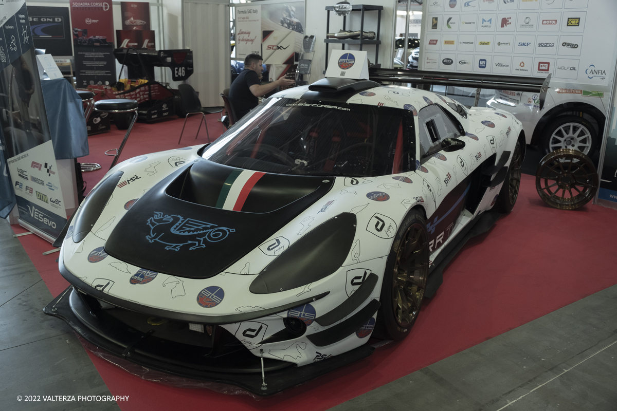 _DSF8336.jpg - 28/04/2022. Torino. Ritorna AutomotoretrÃ² e Automotoracing la doppia rassegna dedicata alle auto storiche, sportive, elaborate e da competizione. Nella foto elaborazione esposta all'Oval dedicato all'Expo Tuning e Personalizzazioni