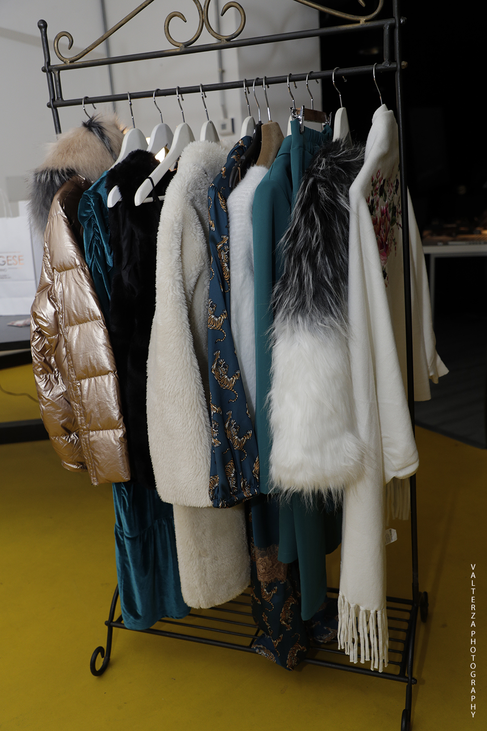 _G3I5777.jpg - 12/10/2019. Torino. Winter '19 Fashion Party al Loft di Via Cervino per il lancio di una nuova linea di prodotto.. Gli ospiti e la festa.