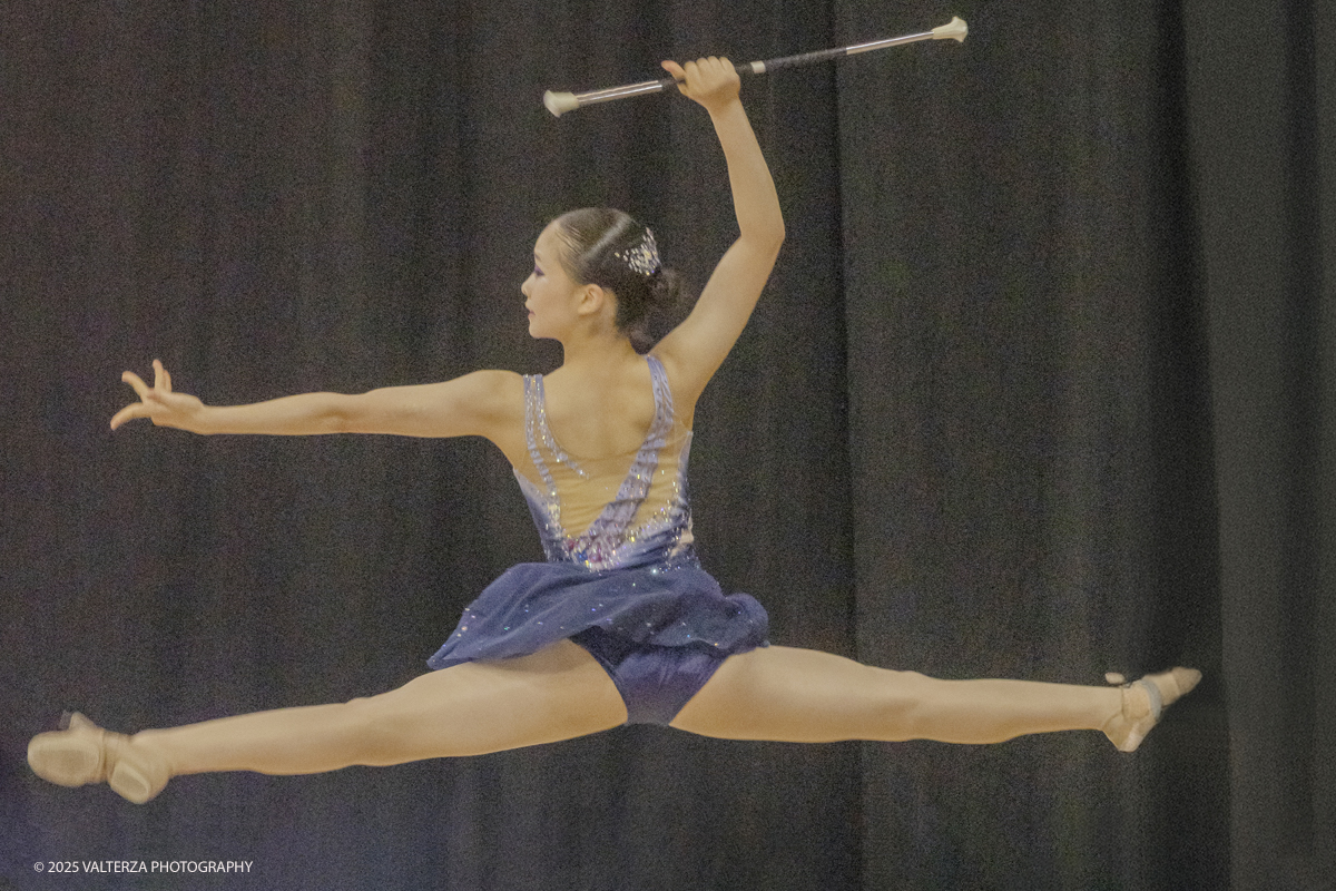 _G5A1637.jpg - 09/08/2025. Torino. Campionato del mondo di Twirling!  â€œ2025 IBTF "Technical Baton Twirling Championship, August 8 - August 10  â€œLâ€™esibizione della campionessa  giapponese   Saaya NAKAMURA nella specialitÃ  â€œArtistic twirl Jr. women World