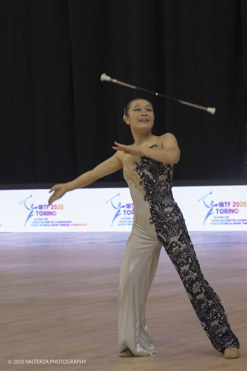 _G5A7741.jpg - 09/08/2025. Torino. Campionato del mondo di Twirling!  â€œ2025 IBTF "Technical Baton Twirling Championship, August 8 - August 10  â€œLâ€™esibizione della campionessa  giapponese  Yuri ANAN nella specialitÃ  â€œArtistic twirl Jr. women World