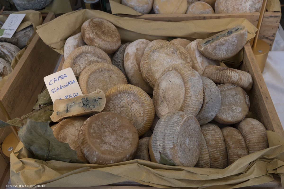 _DSF7367.jpg - 17/09/2021. Bra. Cheese Ã¨  la piÃ¹ importante fiera italiana dedicata al formaggio ai latticini ed al latte crudo. Nella foto stand dedicati ai formaggi delle diverse regioni italiane.