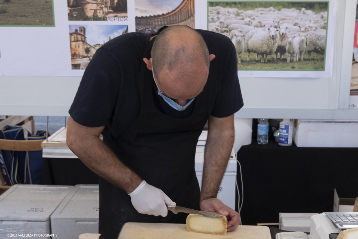 _DSF7375.jpg - 17/09/2021. Bra. Cheese Ã¨  la piÃ¹ importante fiera italiana dedicata al formaggio ai latticini ed al latte crudo. Nella foto stand dedicati ai formaggi delle diverse regioni italiane.