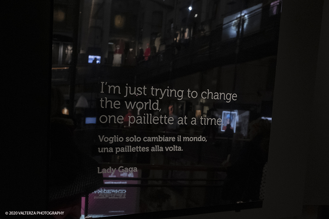 _DSF5189.jpg - 13/02/2020.Torino. In occasione del progetto "Torino cittÃ  del cinema 2020 . Un film lungo un anno"  Il Museo nazionale del Cinema presenta in anteprima asssoluta una mostra dove cinema, arte, moda si fondono per celebrare la straordinaria Sartoria Annamode. Nella foto motto di lady Gaga