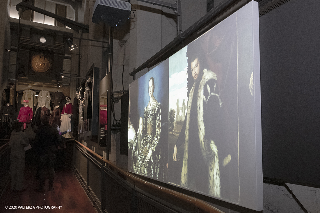 _DSF5253.jpg - 13/02/2020.Torino. In occasione del progetto "Torino cittÃ  del cinema 2020 . Un film lungo un anno"  Il Museo nazionale del Cinema presenta in anteprima asssoluta una mostra dove cinema, arte, moda si fondono per celebrare la straordinaria Sartoria Annamode. Nella foto una sezione dell'allestimento.