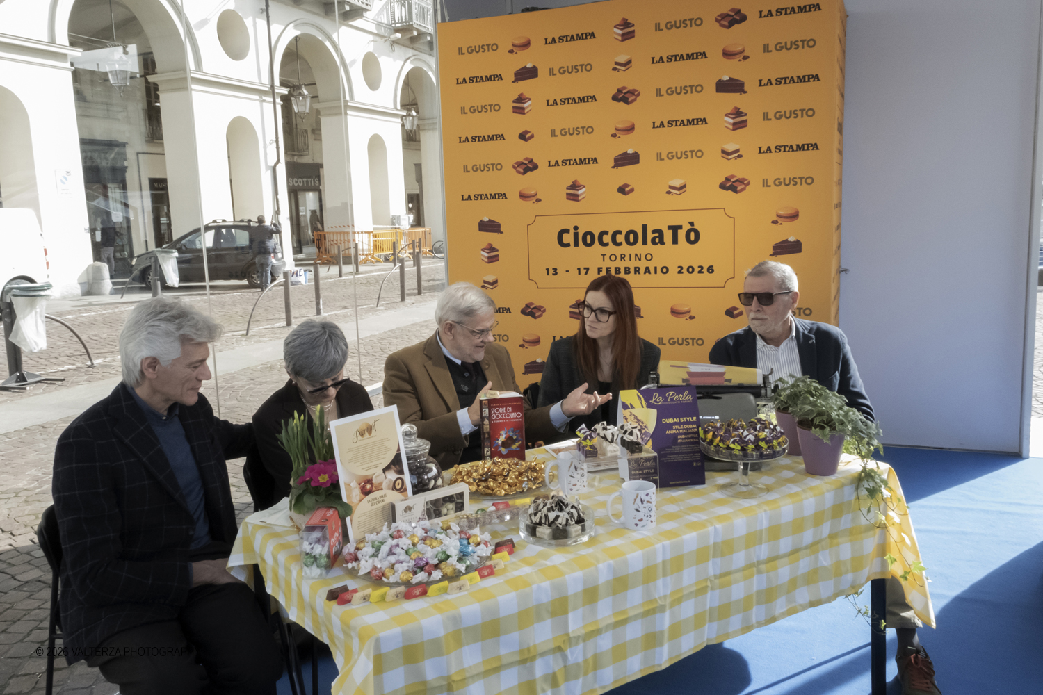 DSCF0945.jpg - 13/02/2026. Torino. CioccolaTÃ² 2026 si presenta come una conferma del format rinnovato lo scorso anno, ma fedele alla sua anima originaria: mettere al centro la qualitÃ  artigianale, la filiera, lâ€™innovazione e la cultura del cacao. Nella foto presentazione del libro Storie di Cioccolato aalla casa del Cioccolato