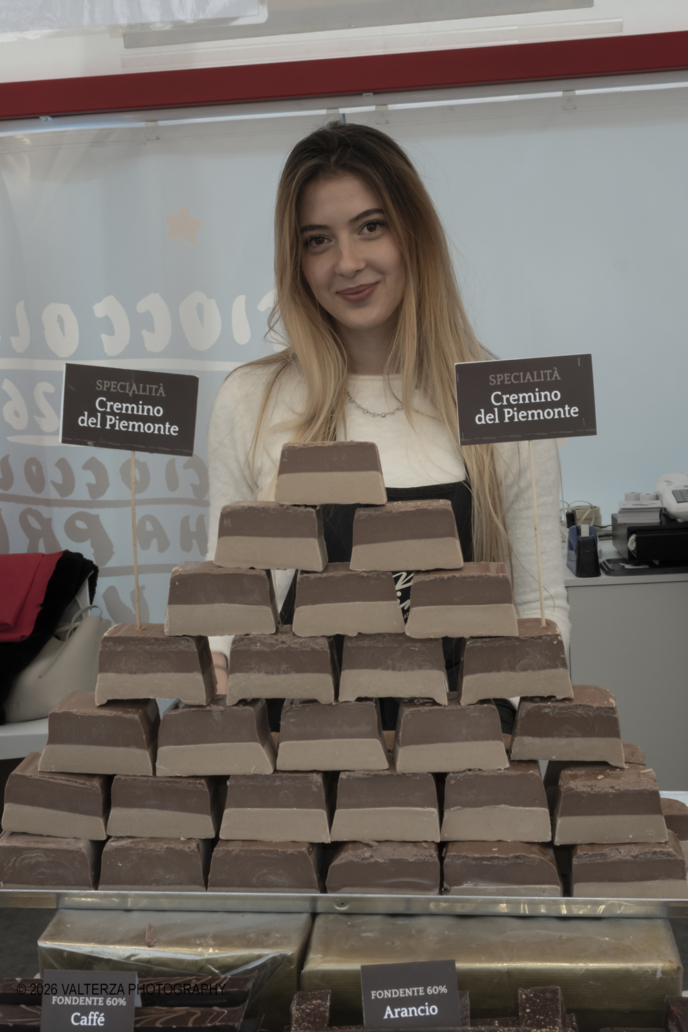 DSCF1616.jpg - 13/02/2026. Torino. CioccolaTÃ² 2026 si presenta come una conferma del format rinnovato lo scorso anno, ma fedele alla sua anima originaria: mettere al centro la qualitÃ  artigianale, la filiera, lâ€™innovazione e la cultura del cacao. Nella foto Dolci e Cioccolato Mainero