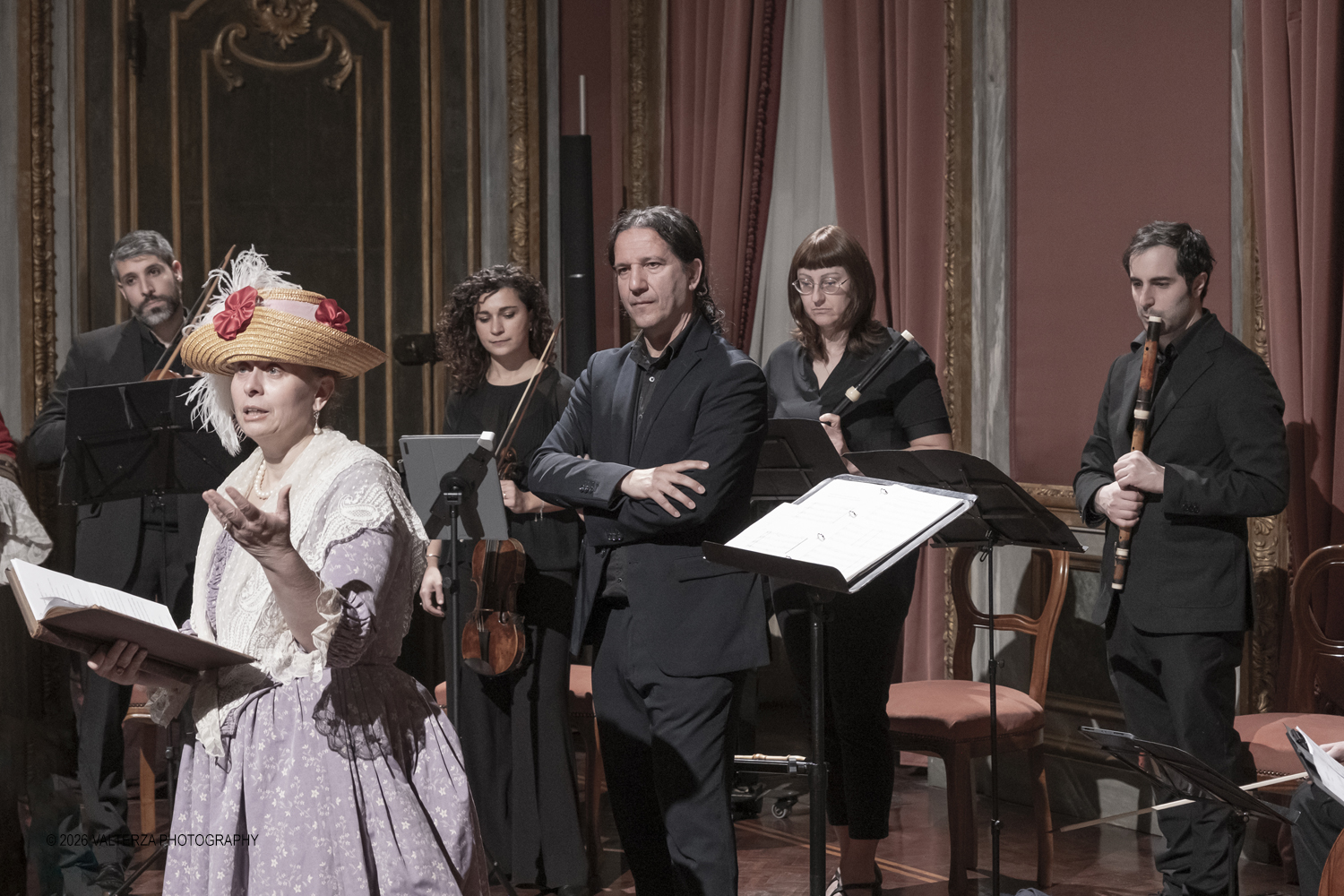 DSCF2317.jpg - 17/02/2026. Torino. A Palazzo Barolo nel Salone delle Feste, e' andato in scena  Carnevale Barocco - Musica & Cioccolato, uno spettacolo che intreccia storia, musica e gusto a chiusura della manifestazione. Nella foto un momento del concerto con intermezzi di storie del cioccolato