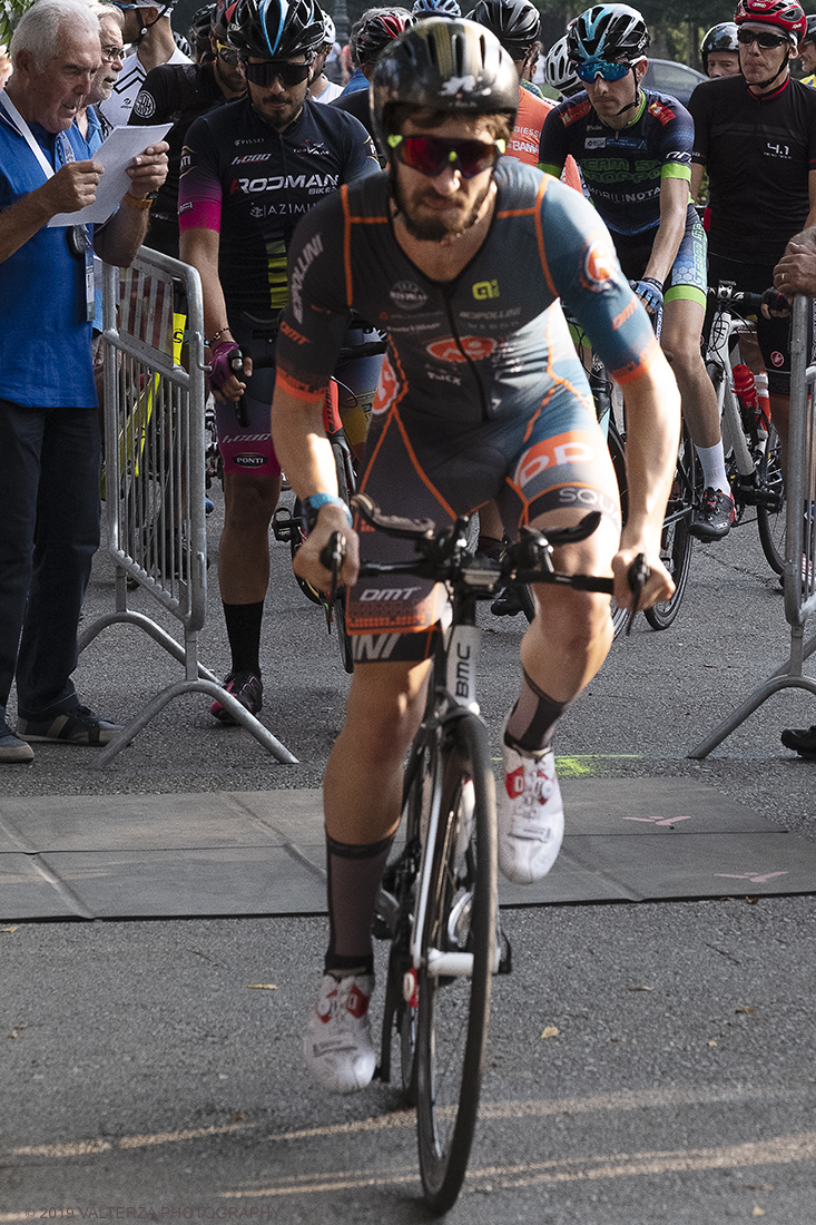 _DSF1763.jpg - 26-07-2019. Torino, cicling,prova a cronometro al Parco del Valentino. Nella foto atleti al via della gara a cronometro.