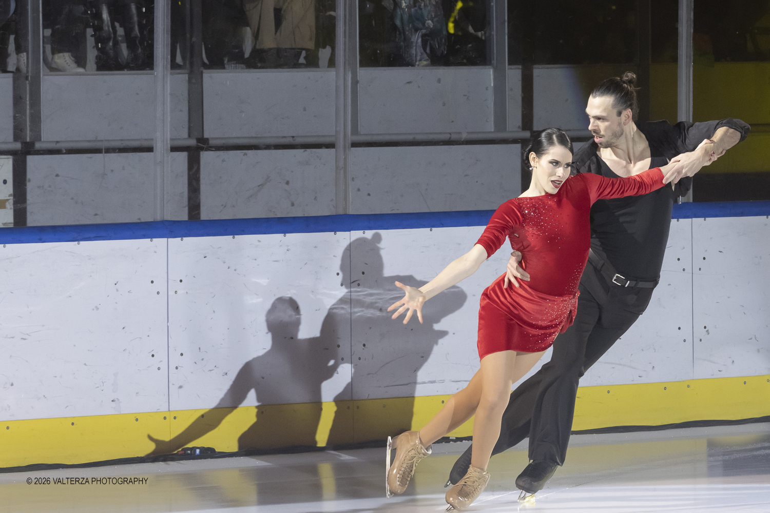 _G5A7932.jpg - 16/01/2026. Torino. " Dreams on Ice" La storia di Dreams on Ice (edizione 2026) Ã¨ concepita come un racconto emozionale  che celebra la fantasia dei bambini. Nella foto esibizione di Lukas Csolley e Jasmine Tessari