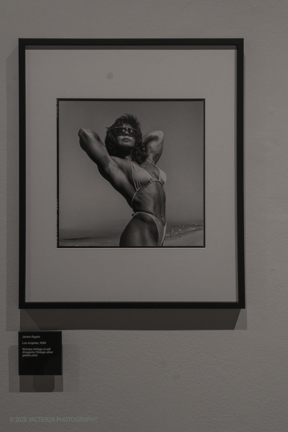 _DSF2971.jpg - 08/05/2026. Torino. Mostra ed incontro con il fotografo Toni Thorimbert, una  ottima opportunitÃ  per entrare nel mondo dellâ€™artista italosvizzero e scoprire come la sua fotografia si sia evoluta tra sperimentazione, introspezione e una sorprendente originalitÃ . Nella foto Janice Ragain , 1988