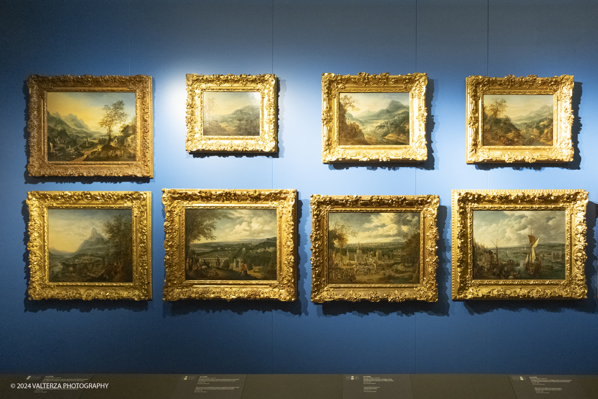 _DSF4159.jpg - 11/04/2024. Torino.  Al secondo piano della Galleria Sabauda ha aperto al pubblico  il nuovo allestimento della prestigiosa collezione del principe Eugenio di Savoia Soissons, insieme ai capolavori dei maestri primitivi nordici, alle raccolte di pittura fiamminga e olandese del Seicento provenienti dagli acquisti effettuati a piÃ¹ riprese dai Savoia tra il XVII e il XIX secolo. Nella foto i paesaggi di Jan Griffier nel Cabinet del Belvedere Superiore