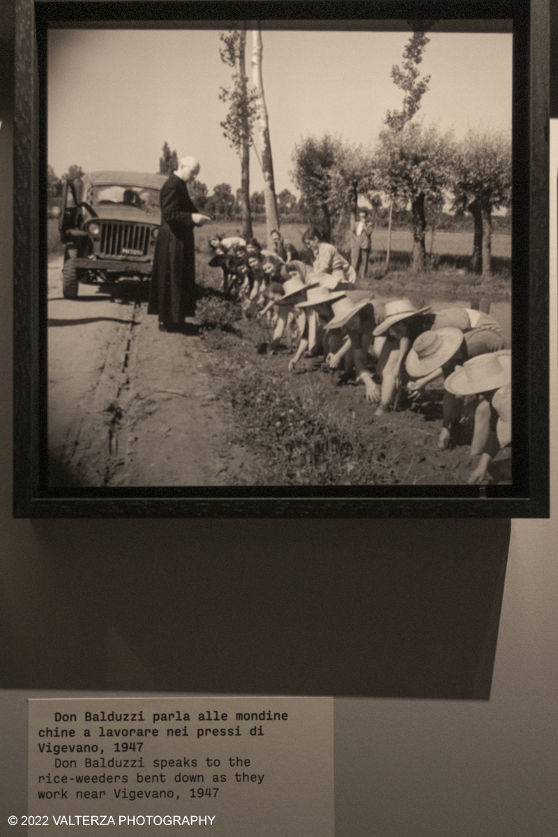 _DSF0481.jpg - 16/05/2022. Torino. Intesa San Paolo ha inaugurato oggi Le "Gallerie d'Italia Torino"quarto museo del gruppo, diecimila mq di percorsoespositivo su cinque piani dedicati alla fotografia ed al Barocco. Nella foto immagini di un servizio fotografico dedicato alle mondine